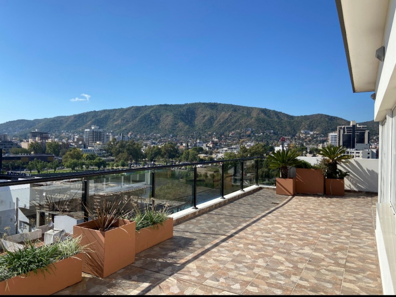 VENTA DPTO 1 DORMITORIO Y COCHERA CENTRO VILLA CARLOS PAZ !!!