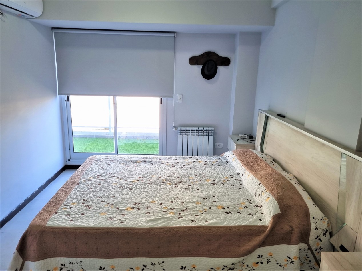 VENTA DPTO 2 DORMITORIOS, 2 BAÑOS, FRENTE CON BALCON TERRAZA Y COCHERA EN CENTRO CARLOS PAZ