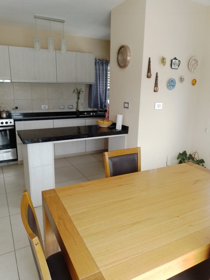 VENTA CASA EN BARRIO CERRADO ALTOS DE CARLOS PAZ