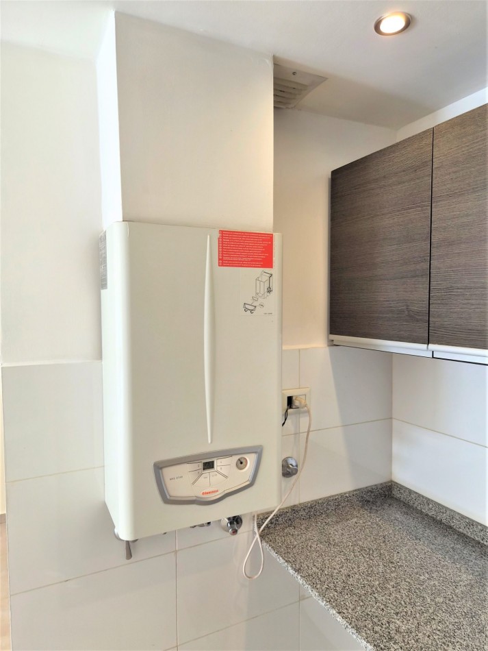 VENTA DPTO DE 2 DORMITORIOS, 2 BAÑOS Y COCHERA EN EDIFICIO LAKE 360 VILLA CARLOS PAZ