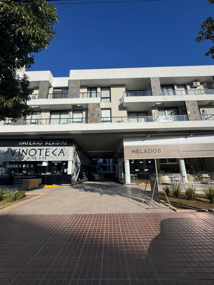 VENTA DPTO DE 1 DORMITORIO Y COCHERA EN PASEO NAMBA VILLA CARLOS PAZ