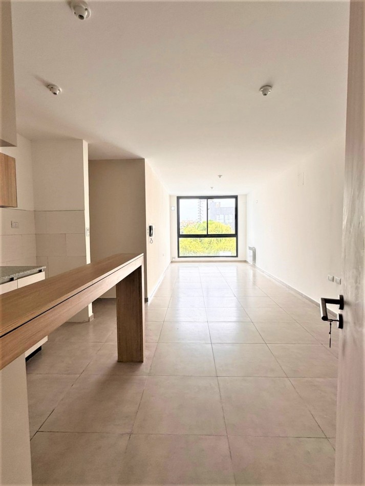 VENTA DPTO DE 1 DORMITORIO Y COCHERA EN PASEO NAMBA VILLA CARLOS PAZ