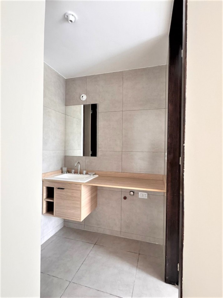 VENTA DPTO DE 1 DORMITORIO Y COCHERA EN PASEO NAMBA VILLA CARLOS PAZ