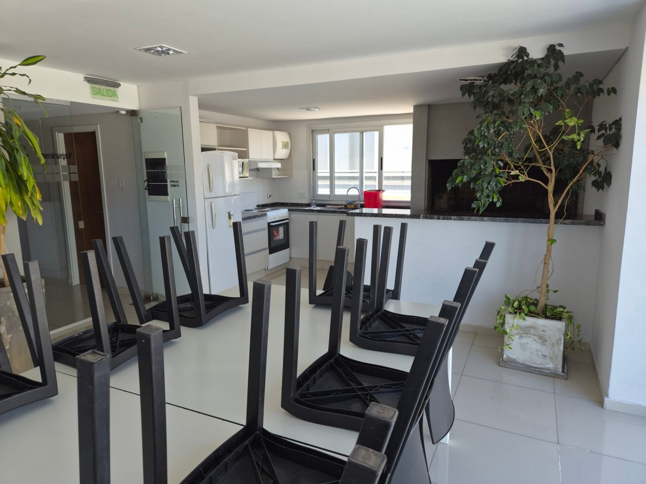 EXCELENTE DPTO A LA VENTA 2 DORMITORIOS, 2 BAÑOS Y COCHERA EN OPERA FUN VILLA CARLOS PAZ !!