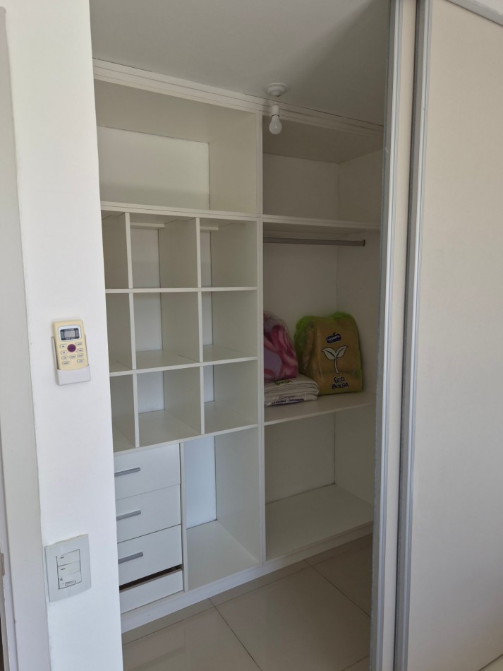 EXCELENTE DPTO A LA VENTA 2 DORMITORIOS, 2 BAÑOS Y COCHERA EN OPERA FUN VILLA CARLOS PAZ !!