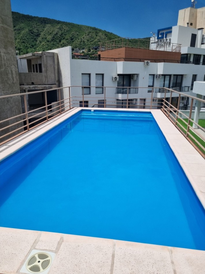 VENTA DPTO DE 1 DORMITORIO Y COCHERA EN PASEO NAMBA CARLOS PAZ 