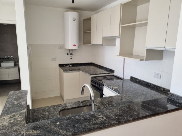 VENTA DPTO 1 DORMITORIO BALCON CON EXCELENTE VISTA!