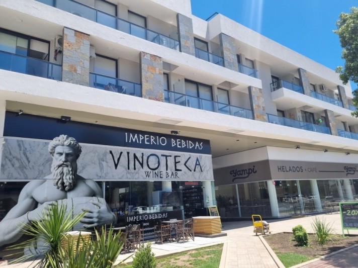 VENTA DPTO DE 1 DORMITORIO Y COCHERA EN PASEO NAMBA CARLOS PAZ 