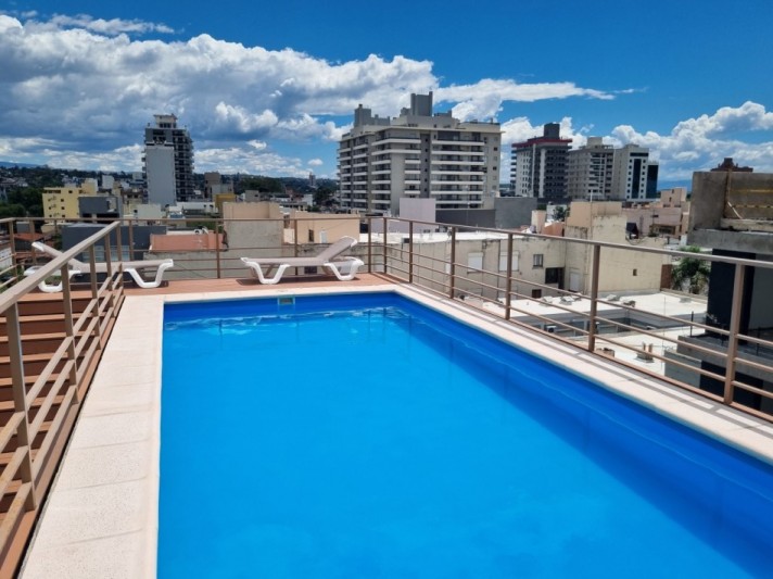 VENTA DPTO DE 1 DORMITORIO Y COCHERA EN PASEO NAMBA CARLOS PAZ 