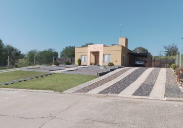 VENTA CASA EN BARRIO CERRADO ALTOS DE CARLOS PAZ