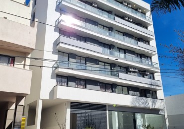 ALQUILER ANUAL DPTO 2 DORMITORIOS, 2 BAÑOS Y COCHERA CENTRO VILLA CARLOS PAZ